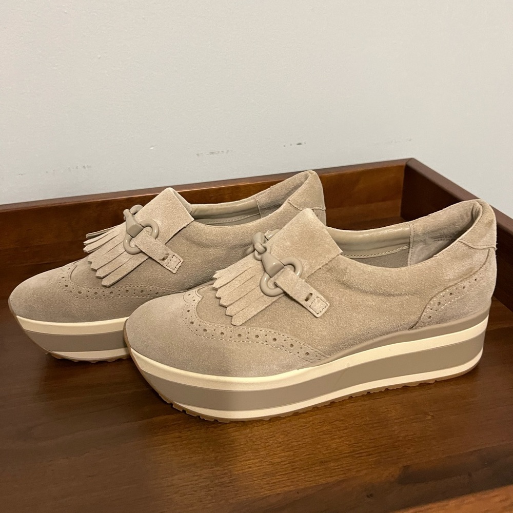 NEW Dolce Vita Tan Platform Shoes with Buckle Straps